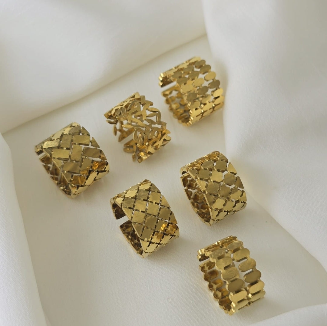 Golden Honeycomb-Style Wide Band Ring