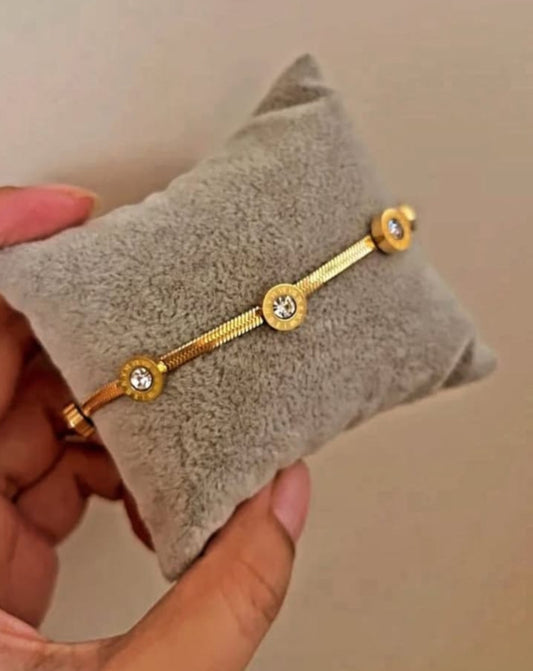 Golden Beaded Chain Bracelet with Sparkling Crystal Accents